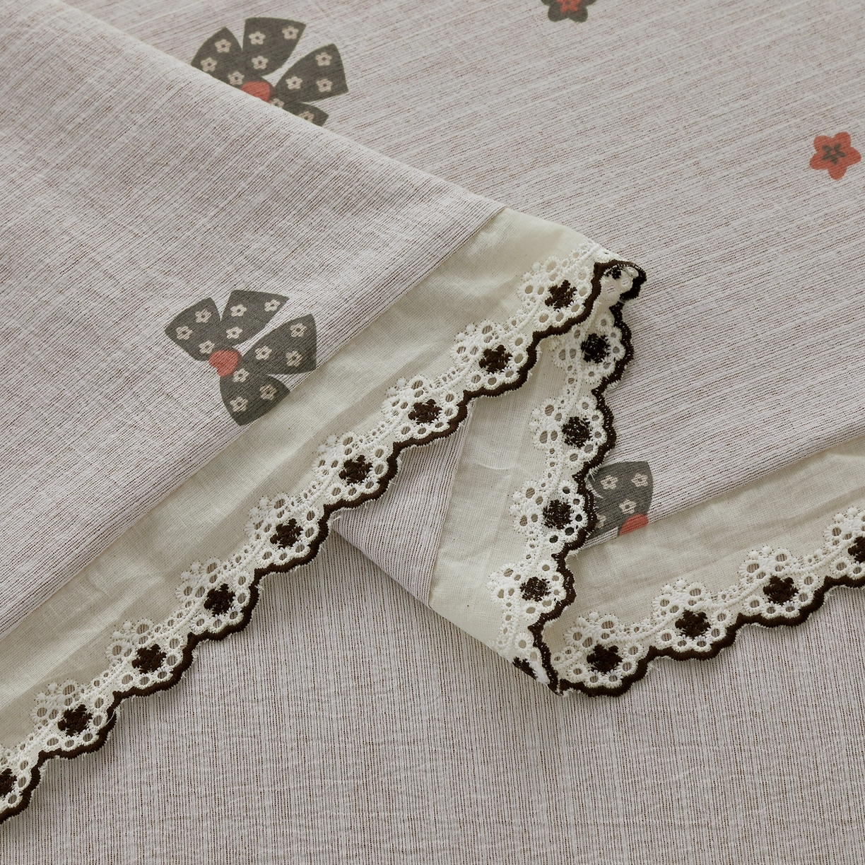 91家纺网 家纺一手货源 找家纺 恋之语 2026新款全棉花边色织水洗棉花边四件套 墨蝶轻舞