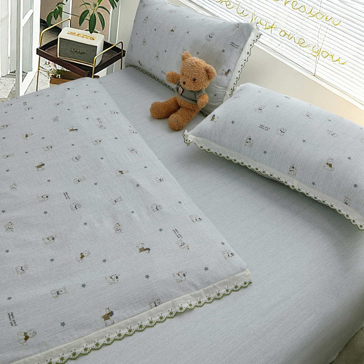 91家纺网 家纺一手货源 找家纺 恋之语 2026新款全棉花边色织水洗棉花边四件套 浅蓝萌宠