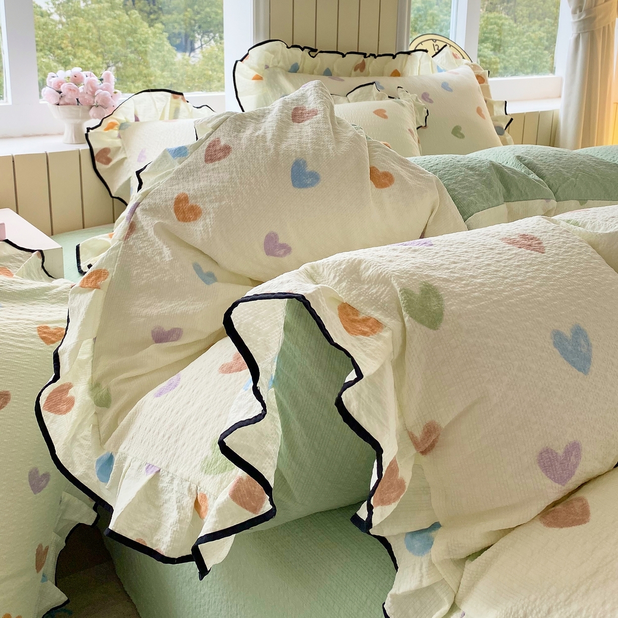 91家纺网 家纺一手货源 找家纺 （总）爱橙家纺（原艾橙家纺） 2026春夏新款韩式花边110g超柔泡芙纱四件套