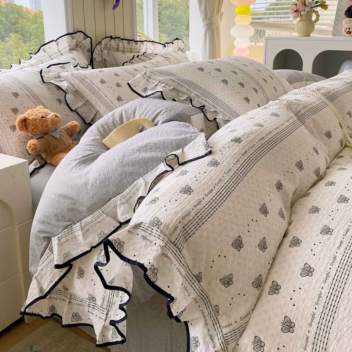 91家纺网 家纺一手货源 找家纺 （总）爱橙家纺（原艾橙家纺） 2026春夏新款韩式花边110g超柔泡芙纱四件套