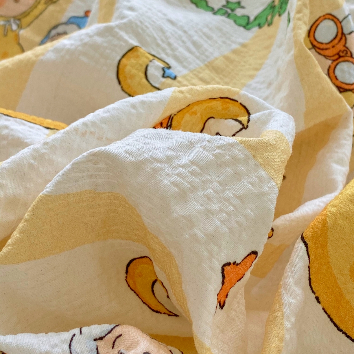 91家纺网 家纺一手货源 找家纺 爱橙家纺（原艾橙家纺） 2026春夏新款韩式花边110g超柔泡芙纱四件套 星星崽