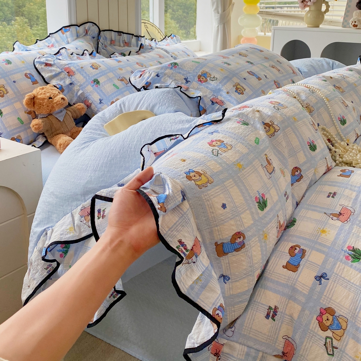 91家纺网 家纺一手货源 找家纺 爱橙家纺（原艾橙家纺） 2026春夏新款韩式花边110g超柔泡芙纱四件套 汪旺记