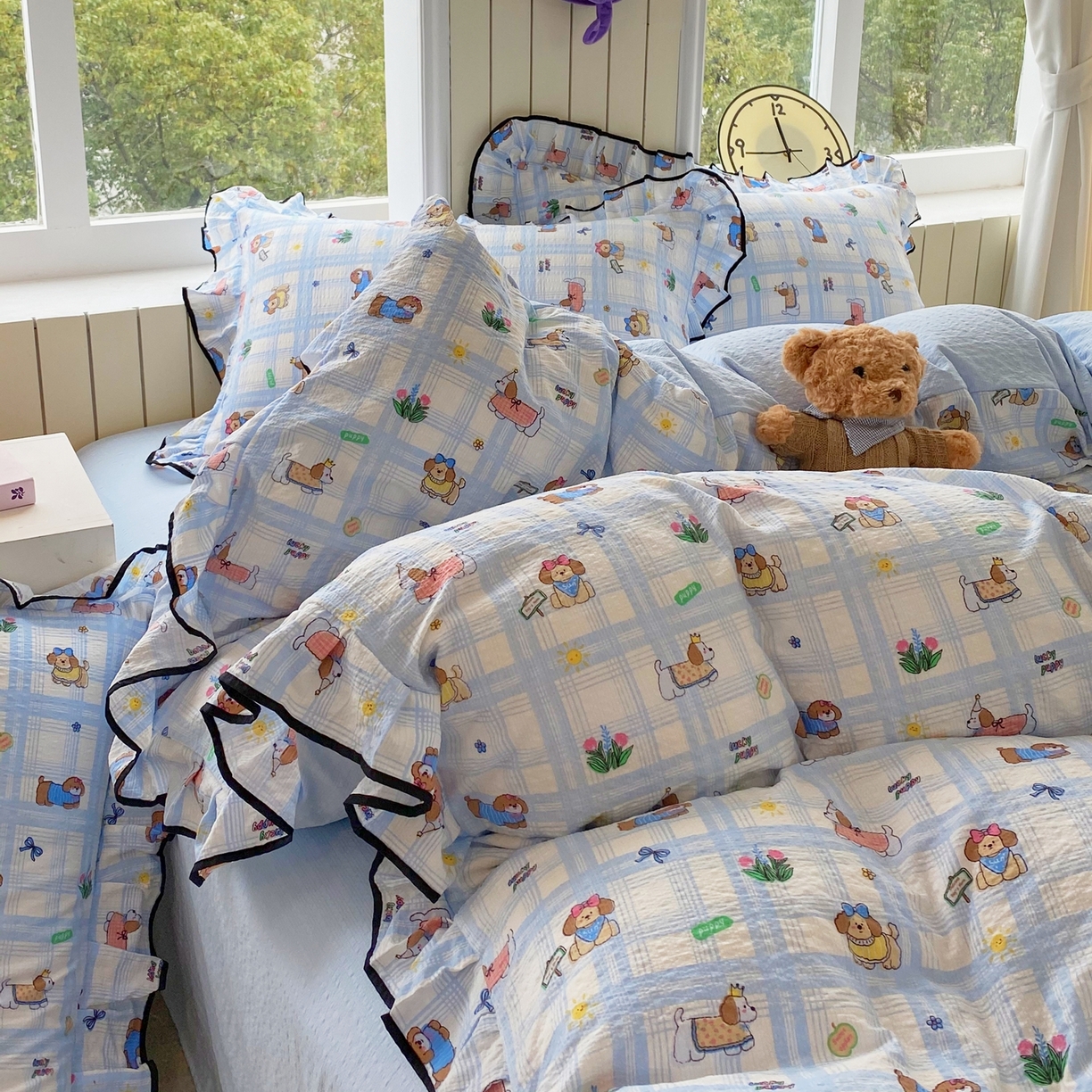 91家纺网 家纺一手货源 找家纺 爱橙家纺（原艾橙家纺） 2026春夏新款韩式花边110g超柔泡芙纱四件套 汪旺记