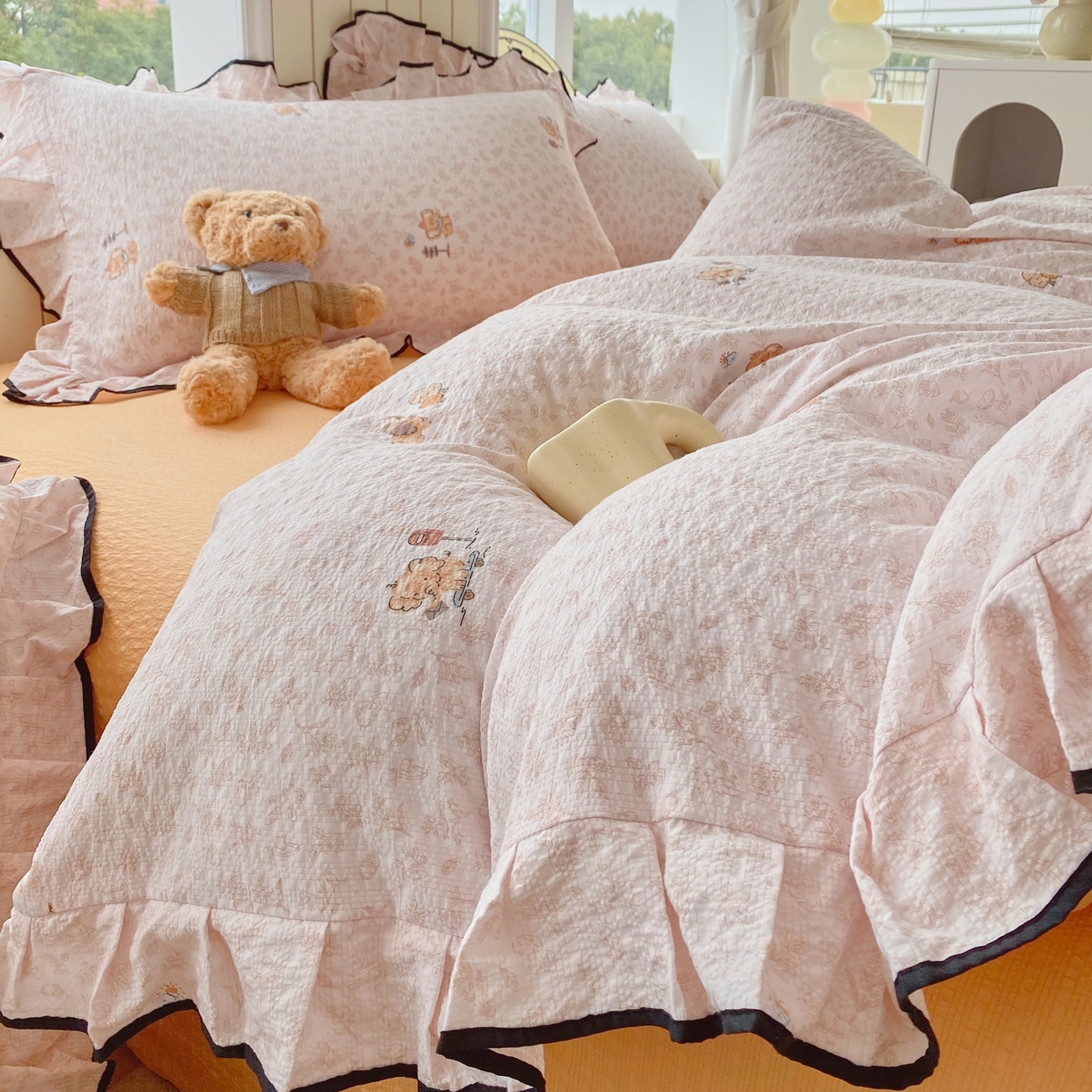 91家纺网 家纺一手货源 找家纺 爱橙家纺（原艾橙家纺） 2026春夏新款韩式花边110g超柔泡芙纱四件套 吉象