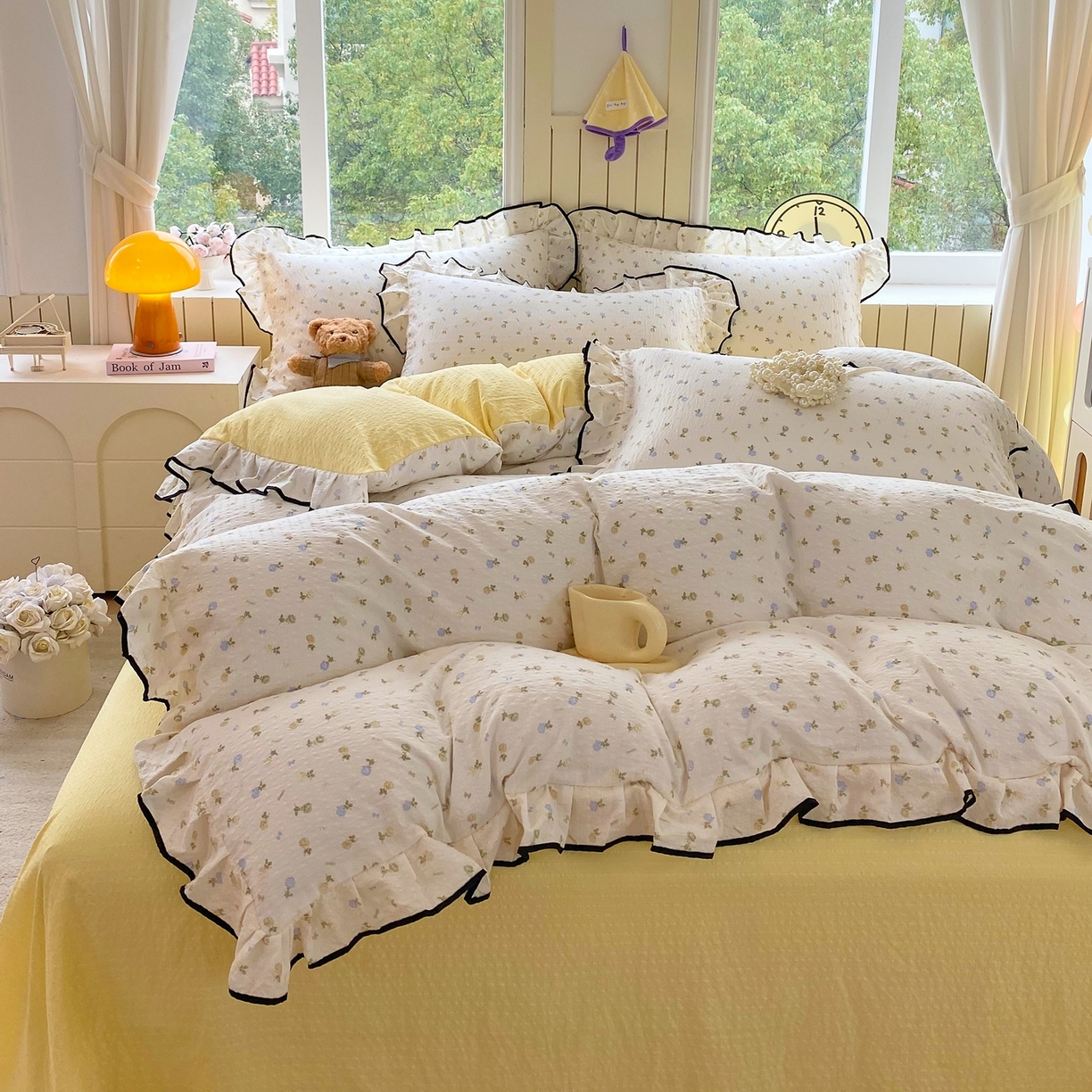 91家纺网 家纺一手货源 找家纺 爱橙家纺（原艾橙家纺） 2026春夏新款韩式花边110g超柔泡芙纱四件套 素锦织花