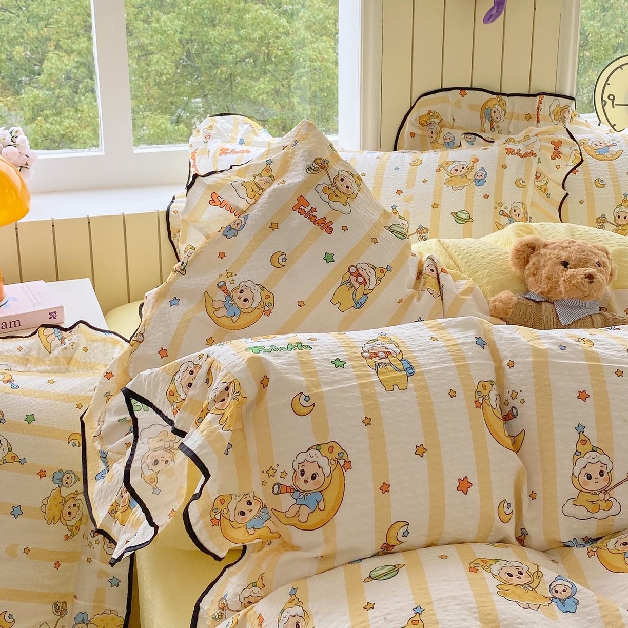 91家纺网 家纺一手货源 找家纺 爱橙家纺（原艾橙家纺） 2026春夏新款韩式花边110g超柔泡芙纱四件套 星星崽