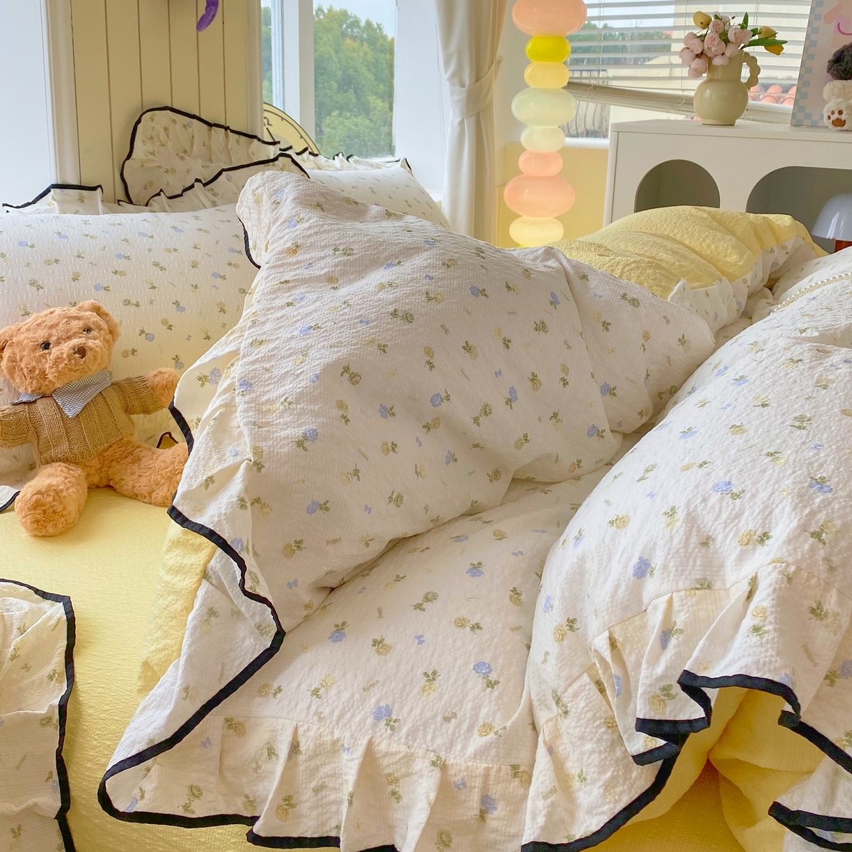 91家纺网 家纺一手货源 找家纺 爱橙家纺（原艾橙家纺） 2026春夏新款韩式花边110g超柔泡芙纱四件套 素锦织花