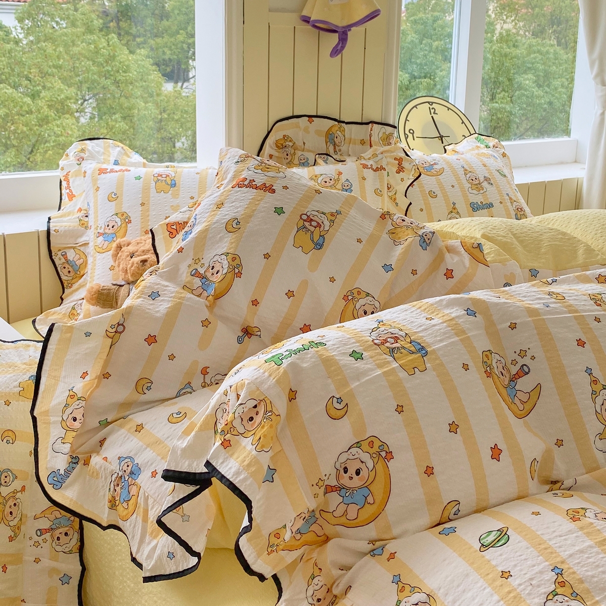 91家纺网 家纺一手货源 找家纺 爱橙家纺（原艾橙家纺） 2026春夏新款韩式花边110g超柔泡芙纱四件套 星星崽