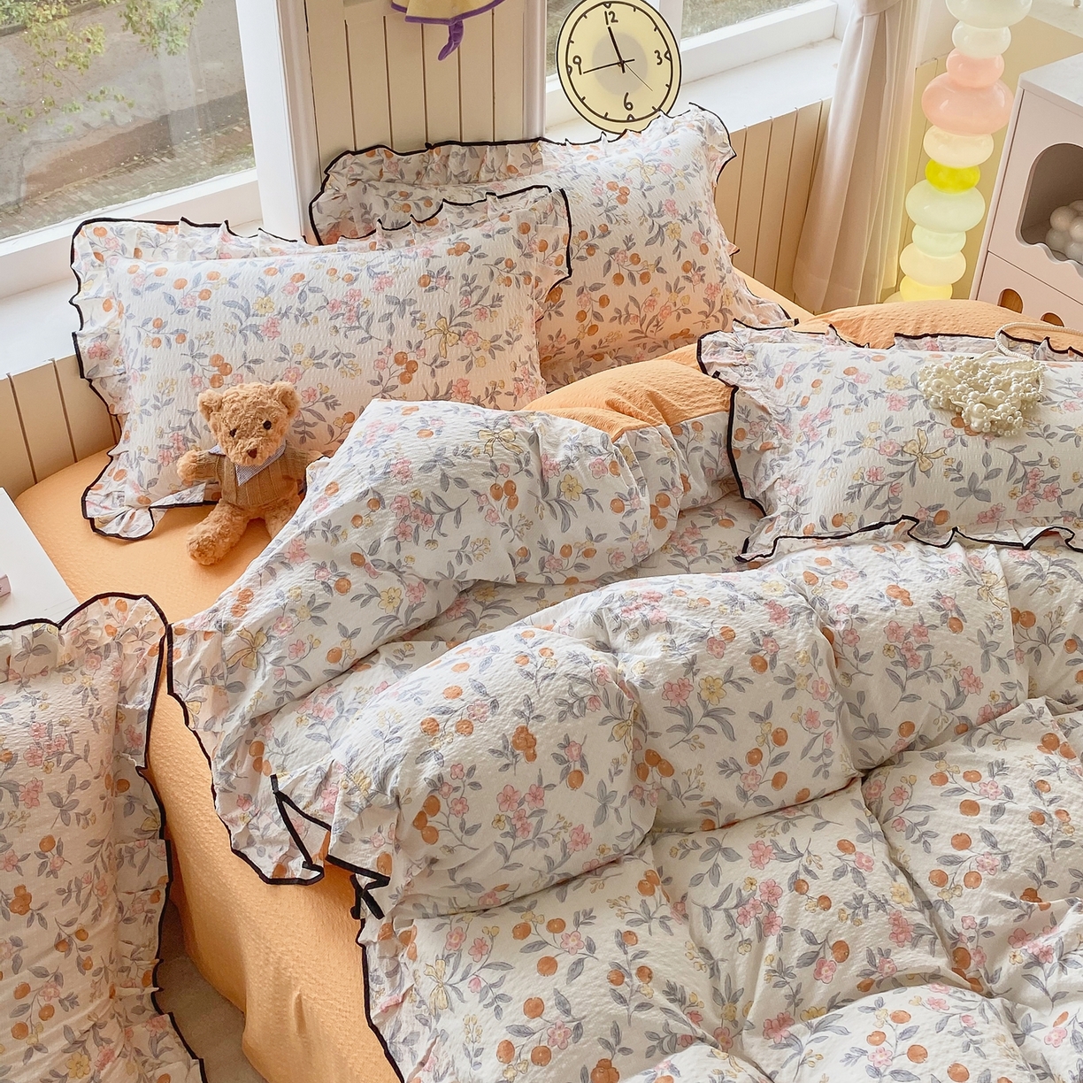 91家纺网 家纺一手货源 找家纺 爱橙家纺（原艾橙家纺） 2026春夏新款韩式花边110g超柔泡芙纱四件套 石榴花开