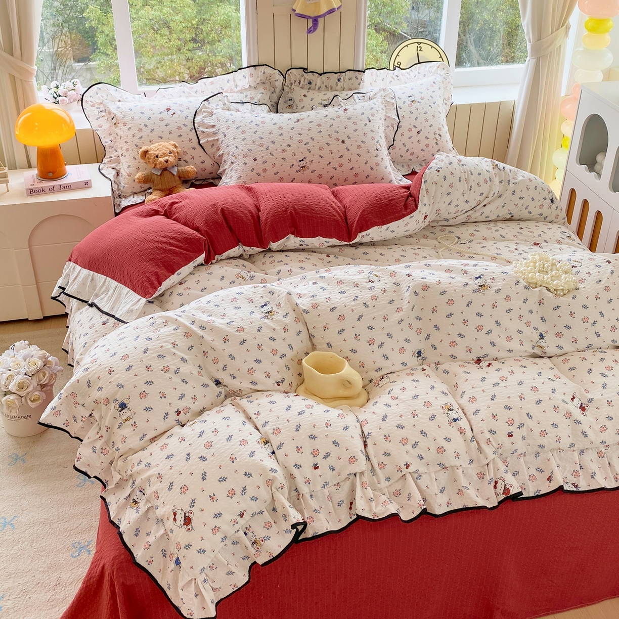 91家纺网 家纺一手货源 找家纺 爱橙家纺（原艾橙家纺） 2026春夏新款韩式花边110g超柔泡芙纱四件套 花町软猫