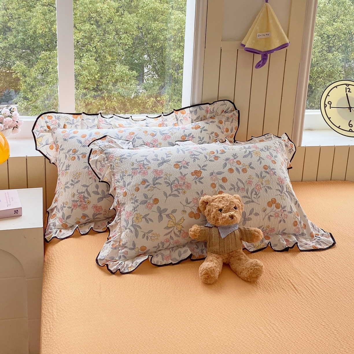 91家纺网 家纺一手货源 找家纺 爱橙家纺（原艾橙家纺） 2026春夏新款韩式花边110g超柔泡芙纱四件套 石榴花开