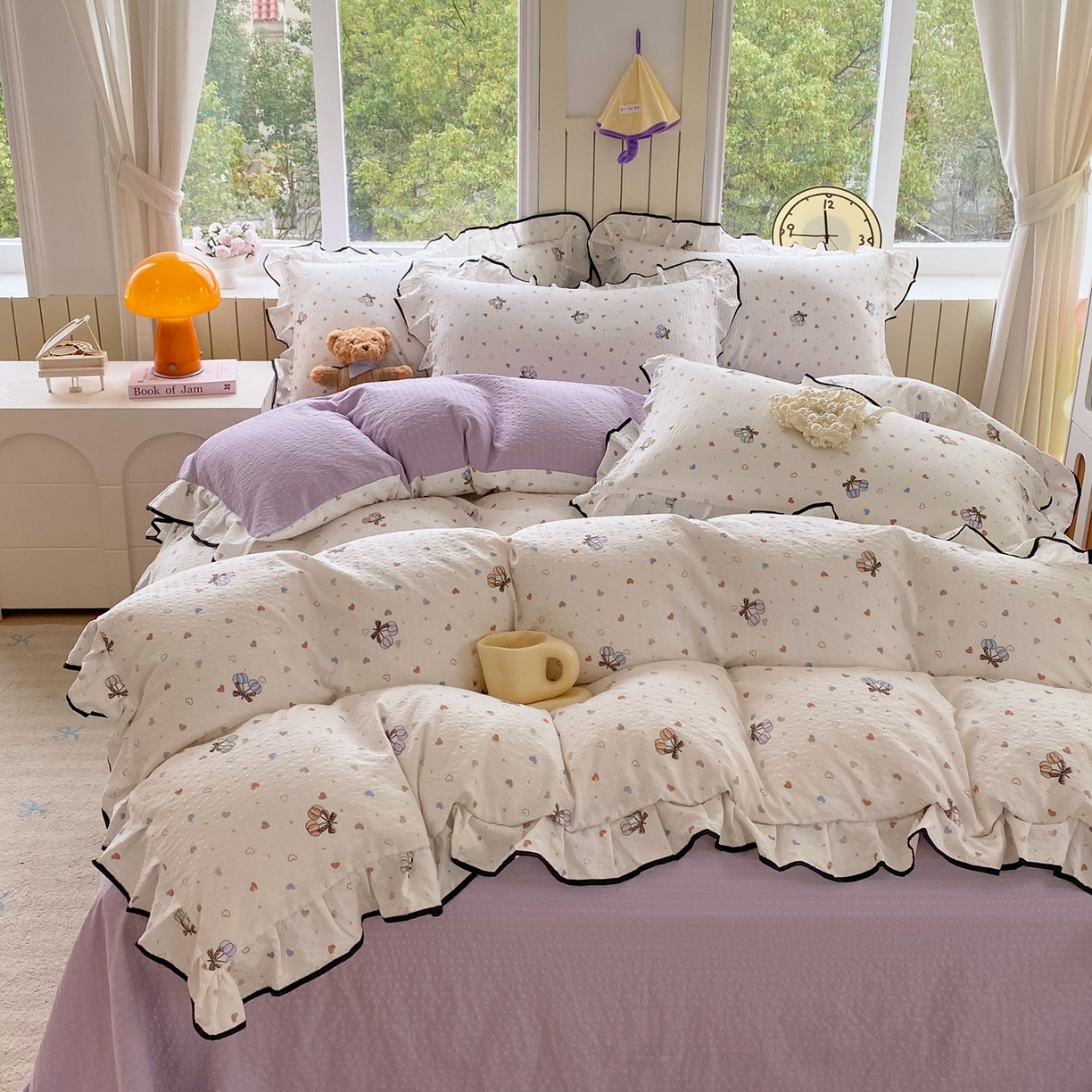 91家纺网 家纺一手货源 找家纺 爱橙家纺（原艾橙家纺） 2026春夏新款韩式花边110g超柔泡芙纱四件套 蝶糖