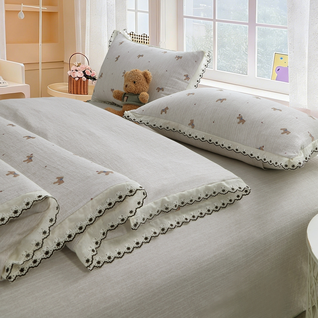 91家纺网 家纺一手货源 找家纺 恋之语 2026新款全棉花边色织水洗棉花边四件套 浅棕汪汪