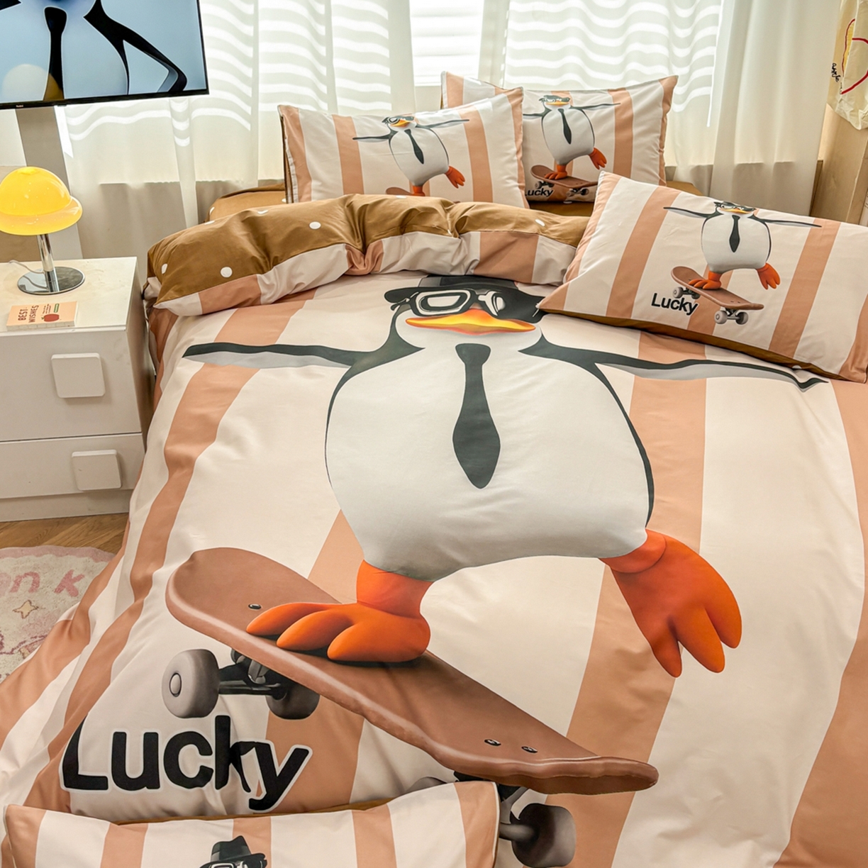 91家纺网 家纺一手货源 找家纺 （总）孩子王家纺 2026新款卡通亲肤活性大版全纯棉专版企鹅系列四件套