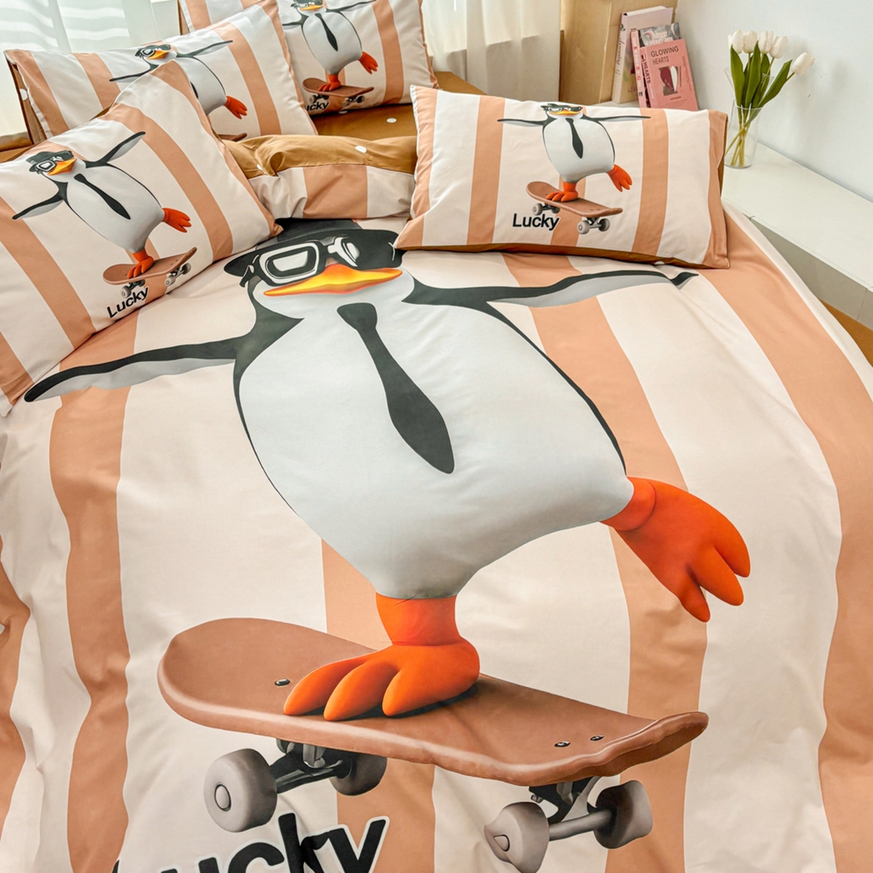 91家纺网 家纺一手货源 找家纺 （总）孩子王家纺 2026新款卡通亲肤活性大版全纯棉专版企鹅系列四件套