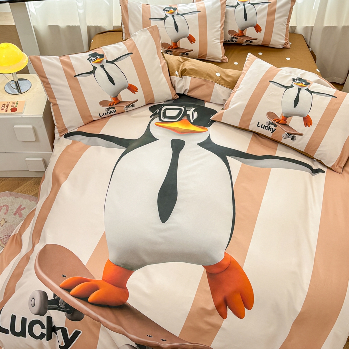 91家纺网 家纺一手货源 找家纺 （总）孩子王家纺 2026新款卡通亲肤活性大版全纯棉专版企鹅系列四件套