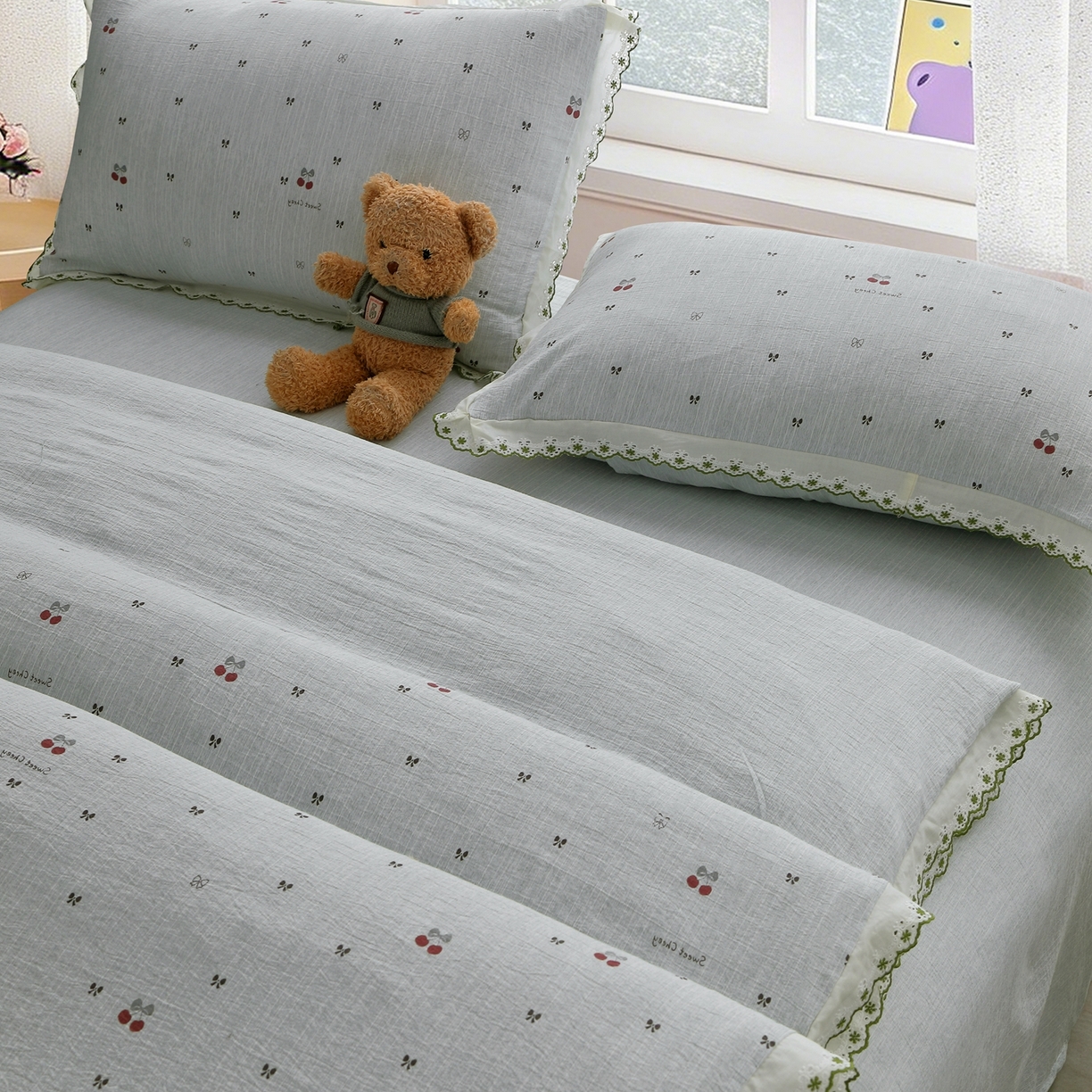 91家纺网 家纺一手货源 找家纺 恋之语 2026新款全棉花边色织水洗棉花边四件套 樱桃-蓝