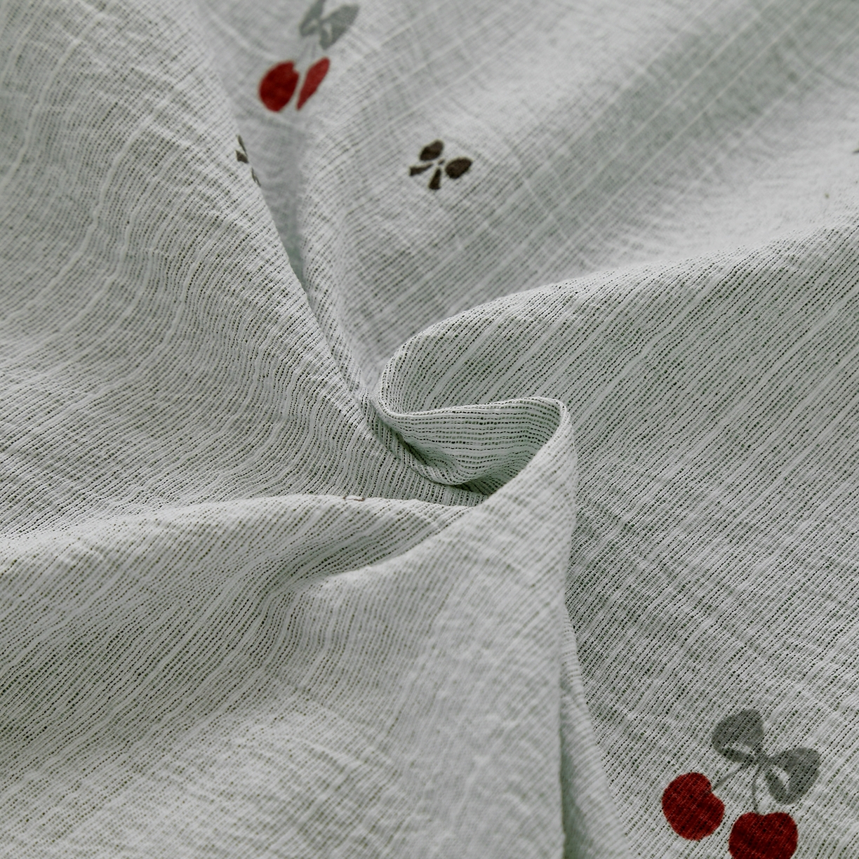 91家纺网 家纺一手货源 找家纺 恋之语 2026新款全棉花边色织水洗棉花边四件套 樱桃-蓝