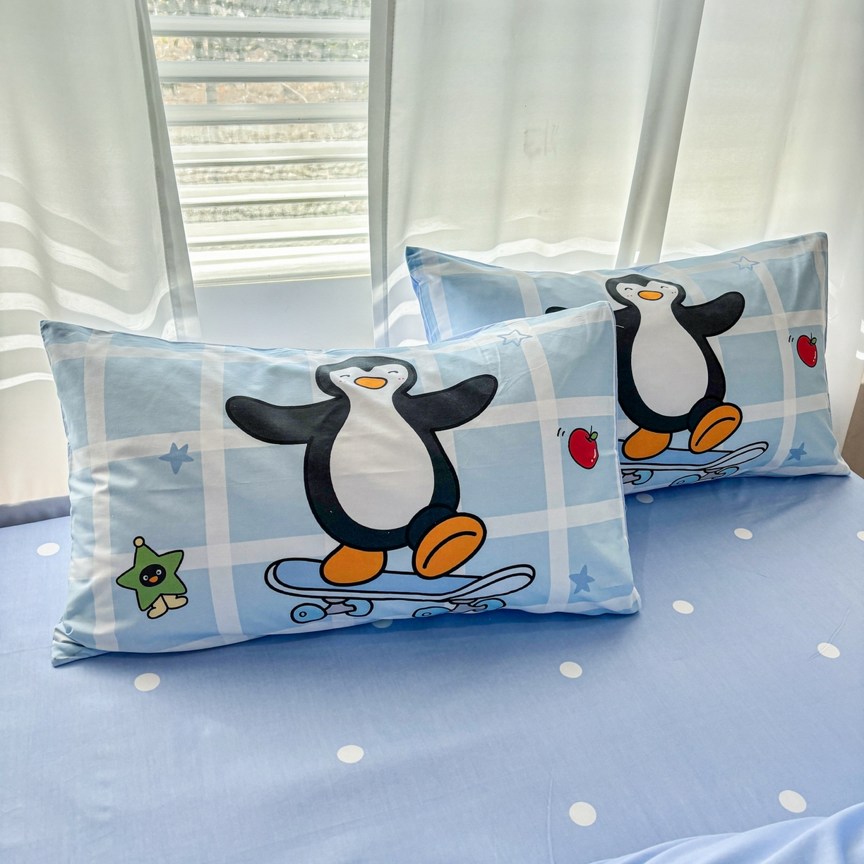 91家纺网 家纺一手货源 找家纺 孩子王家纺 2026新款卡通亲肤活性大版全纯棉专版企鹅系列四件套 元气企鹅