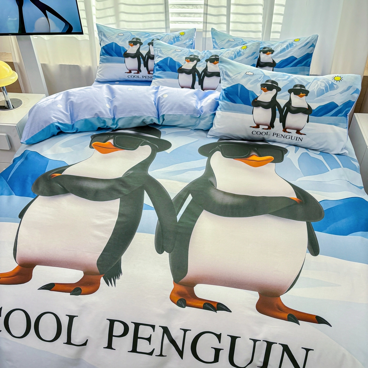 91家纺网 家纺一手货源 找家纺 孩子王家纺 2026新款卡通亲肤活性大版全纯棉专版企鹅系列四件套 冰川企鹅