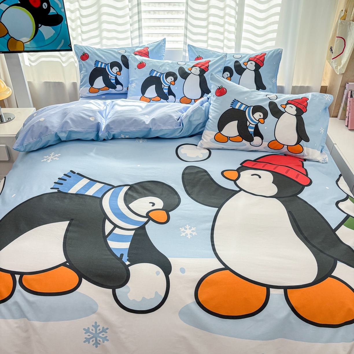 91家纺网 家纺一手货源 找家纺 孩子王家纺 2026新款卡通亲肤活性大版全纯棉专版企鹅系列四件套 冬日企鹅