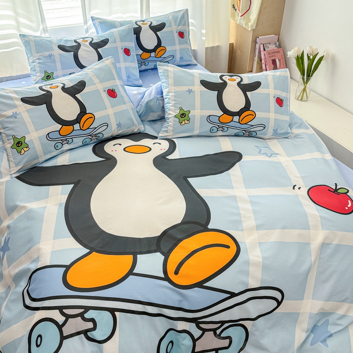 91家纺网 家纺一手货源 找家纺 孩子王家纺 2026新款卡通亲肤活性大版全纯棉专版企鹅系列四件套 元气企鹅