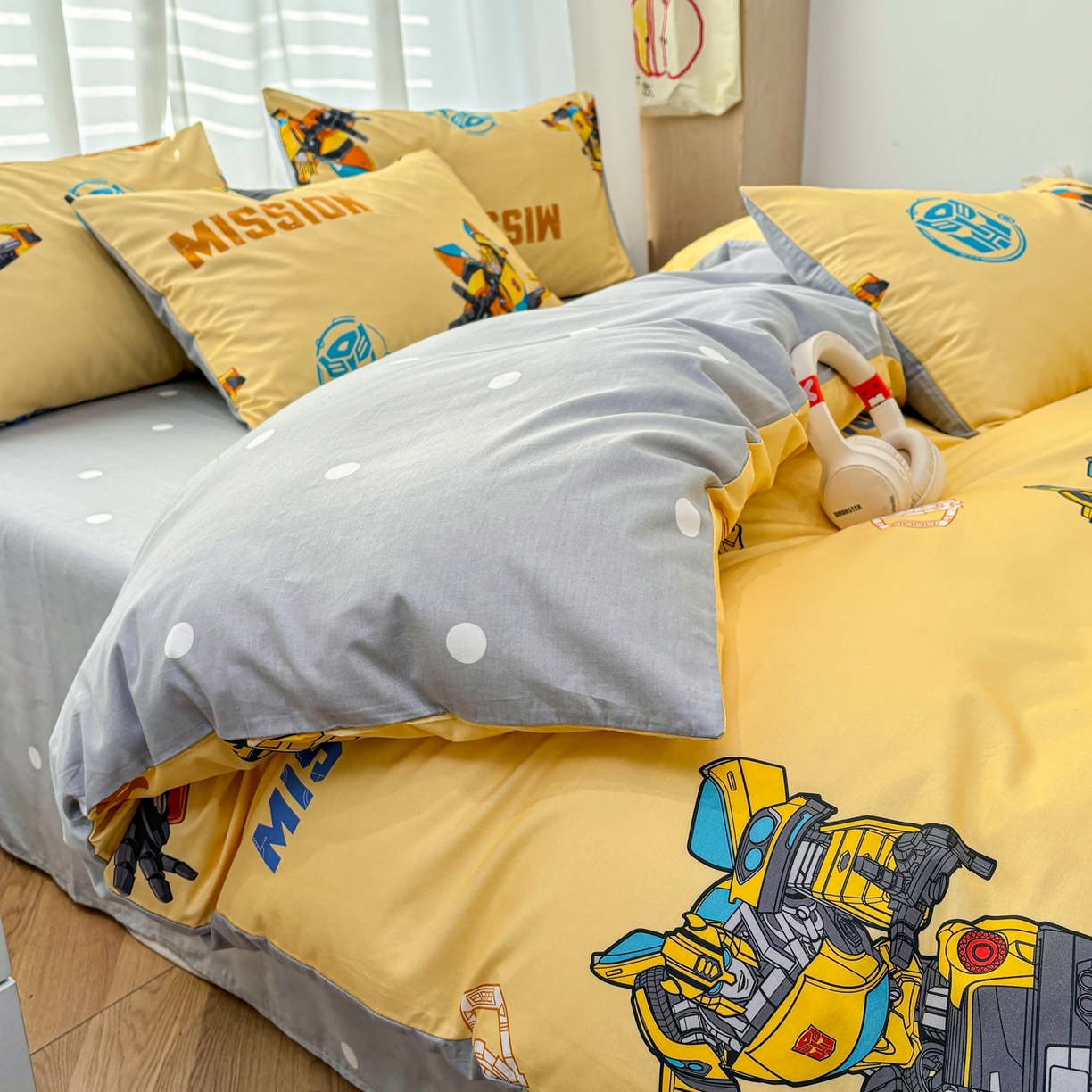 91家纺网 家纺一手货源 找家纺 孩子王家纺 2026新款卡通全棉纯棉正版授权大版变形金刚四件套 黄蜂伙伴