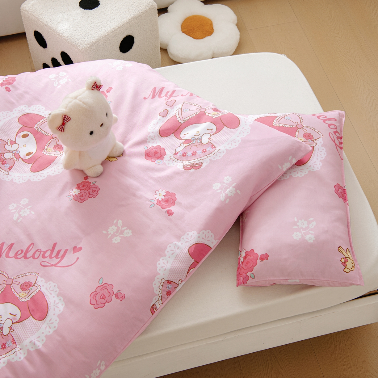 91家纺网 家纺一手货源 找家纺 孩子王家纺 2026新款卡通全棉纯棉正版授权三丽鸥幼儿园套件三件套六件套多件套 晚安美乐蒂