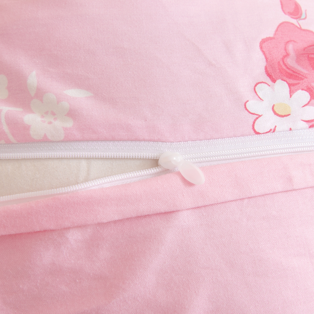 91家纺网 家纺一手货源 找家纺 孩子王家纺 2026新款卡通全棉纯棉正版授权三丽鸥幼儿园套件三件套六件套多件套 晚安美乐蒂