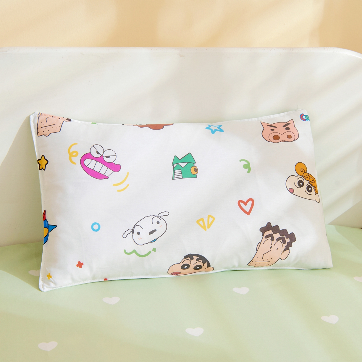 91家纺网 家纺一手货源 找家纺 孩子王家纺 2026新款卡通全棉纯棉正版授权蜡笔小新幼儿园套件三件套六件套多件套 温馨小新