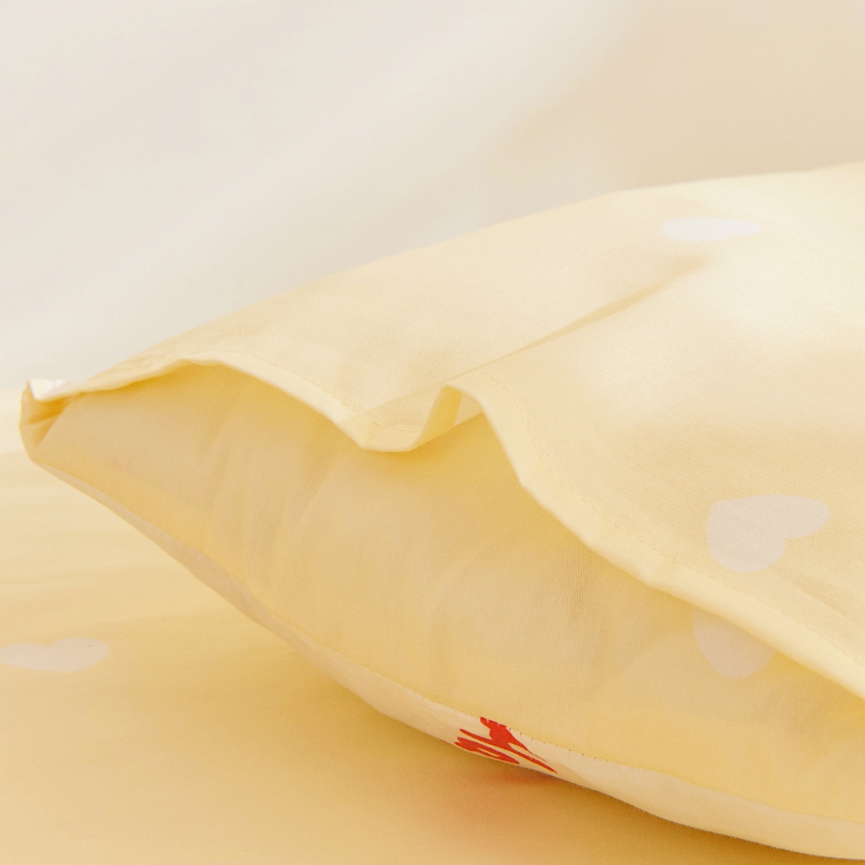 91家纺网 家纺一手货源 找家纺 孩子王家纺 2026新款卡通全棉纯棉正版授权蜡笔小新幼儿园套件三件套六件套多件套 搞笑小新