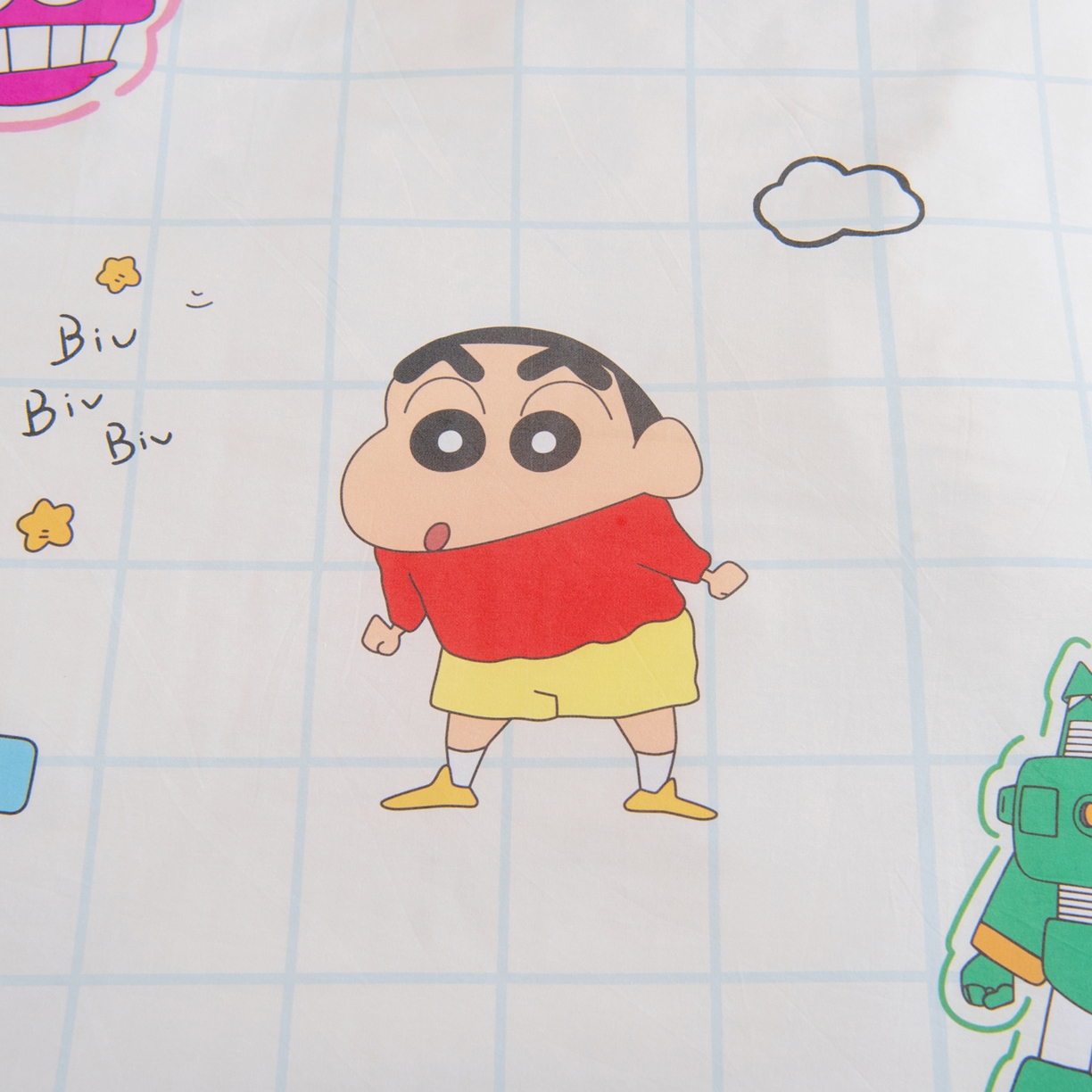 91家纺网 家纺一手货源 找家纺 孩子王家纺 2026新款卡通全棉纯棉正版授权蜡笔小新幼儿园套件三件套六件套多件套 动感小新