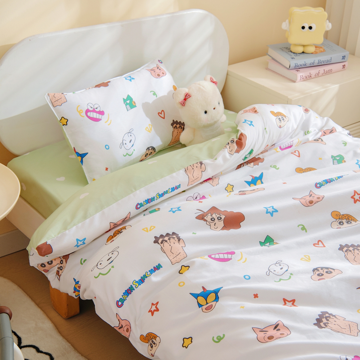 91家纺网 家纺一手货源 找家纺 孩子王家纺 2026新款卡通全棉纯棉正版授权蜡笔小新幼儿园套件三件套六件套多件套 温馨小新