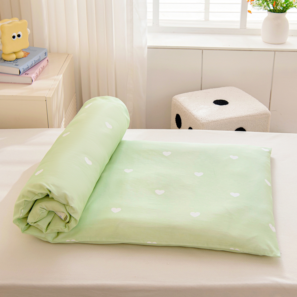 91家纺网 家纺一手货源 找家纺 孩子王家纺 2026新款卡通全棉纯棉正版授权蜡笔小新幼儿园套件三件套六件套多件套 动感小新