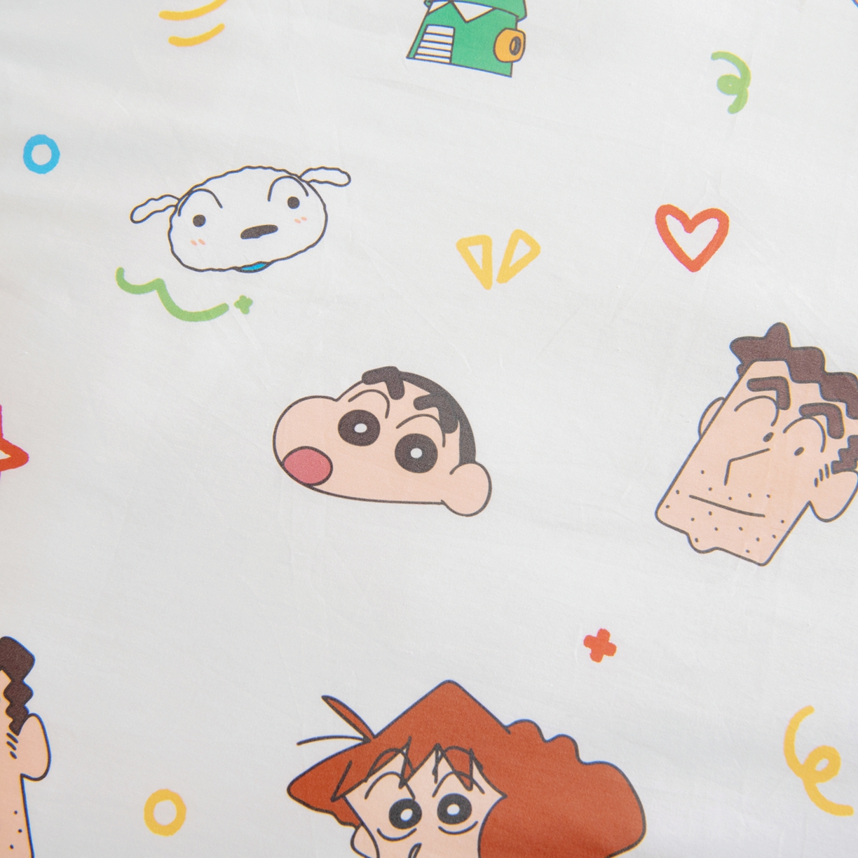 91家纺网 家纺一手货源 找家纺 孩子王家纺 2026新款卡通全棉纯棉正版授权蜡笔小新幼儿园套件三件套六件套多件套 温馨小新