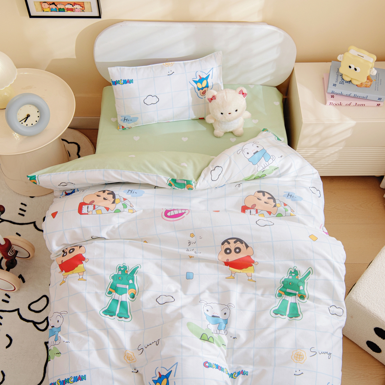 91家纺网 家纺一手货源 找家纺 孩子王家纺 2026新款卡通全棉纯棉正版授权蜡笔小新幼儿园套件三件套六件套多件套 动感小新