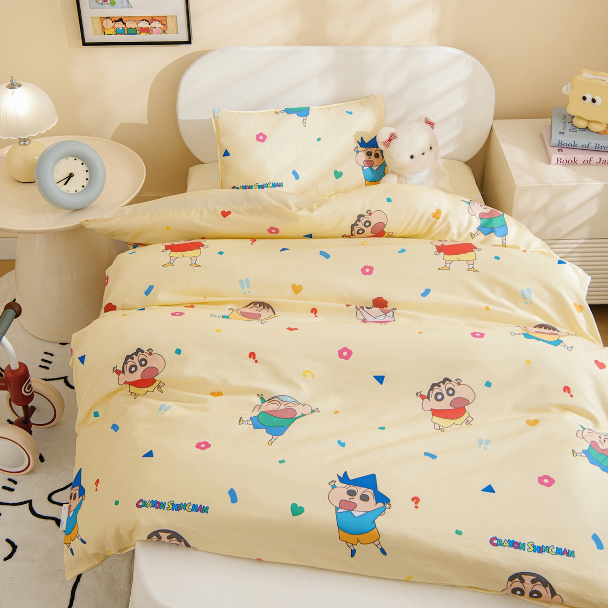 91家纺网 家纺一手货源 找家纺 孩子王家纺 2026新款卡通全棉纯棉正版授权蜡笔小新幼儿园套件三件套六件套多件套 春日部家族