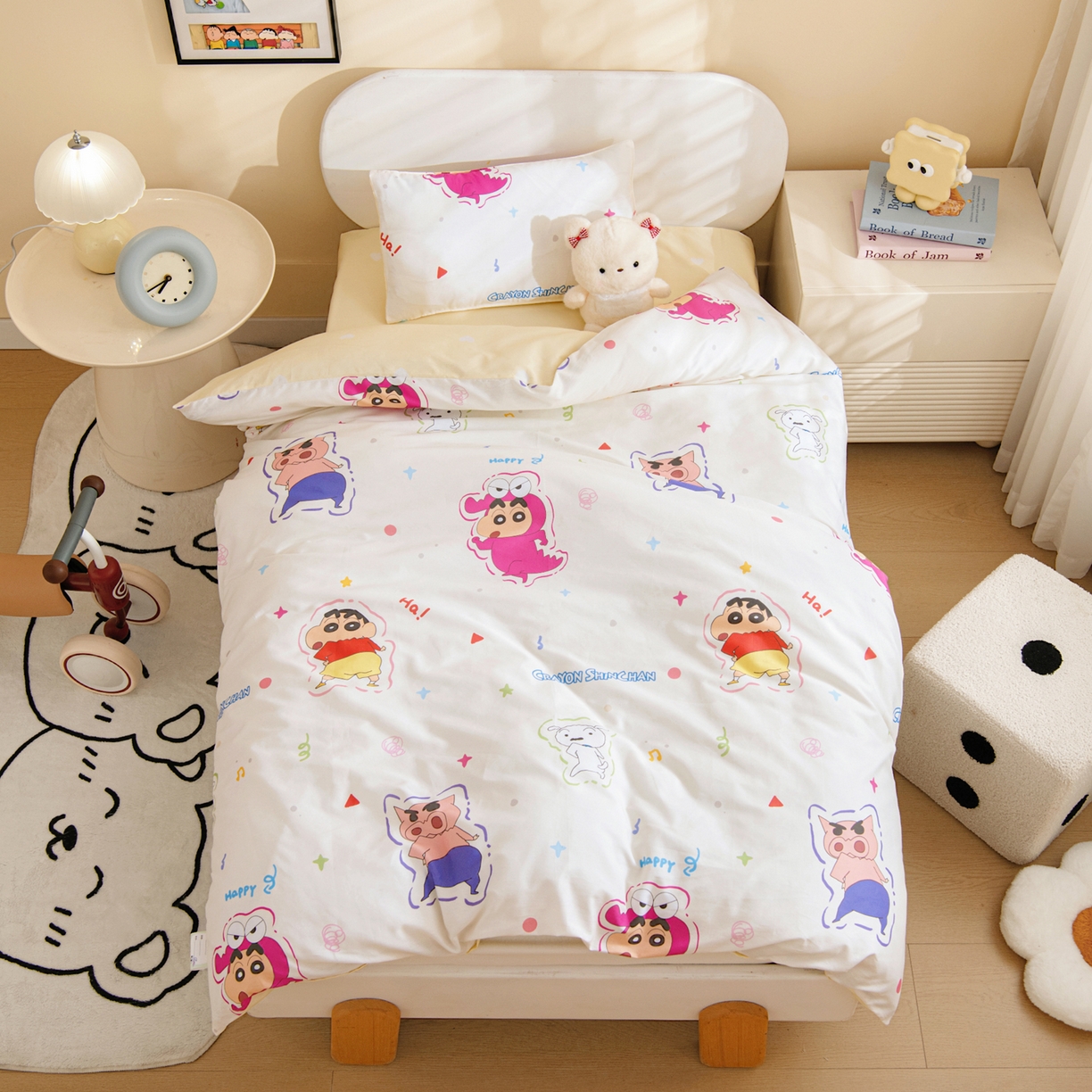 91家纺网 家纺一手货源 找家纺 孩子王家纺 2026新款卡通全棉纯棉正版授权蜡笔小新幼儿园套件三件套六件套多件套 搞笑小新