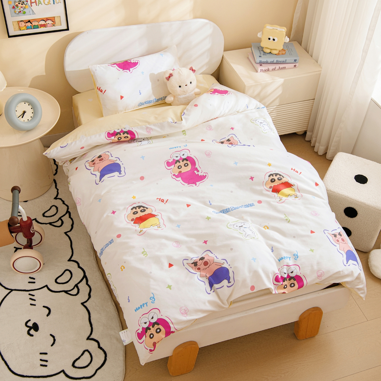 91家纺网 家纺一手货源 找家纺 孩子王家纺 2026新款卡通全棉纯棉正版授权蜡笔小新幼儿园套件三件套六件套多件套 搞笑小新