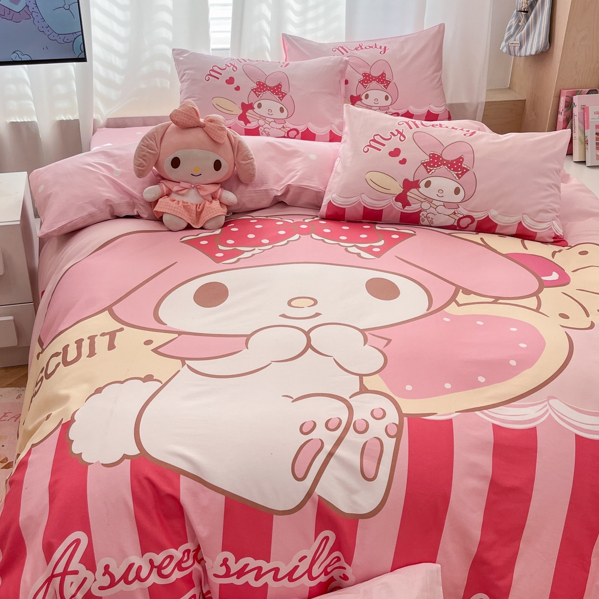 91家纺网 家纺一手货源 找家纺 孩子王家纺 2026新款卡通全棉纯棉正版授权大版三丽鸥系列四件套 饼干美乐蒂