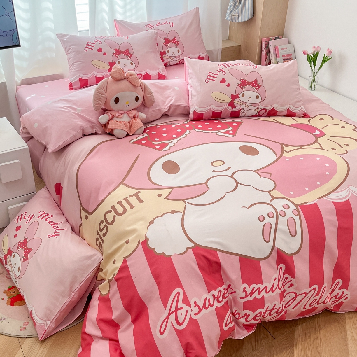 91家纺网 家纺一手货源 找家纺 孩子王家纺 2026新款卡通全棉纯棉正版授权大版三丽鸥系列四件套 饼干美乐蒂