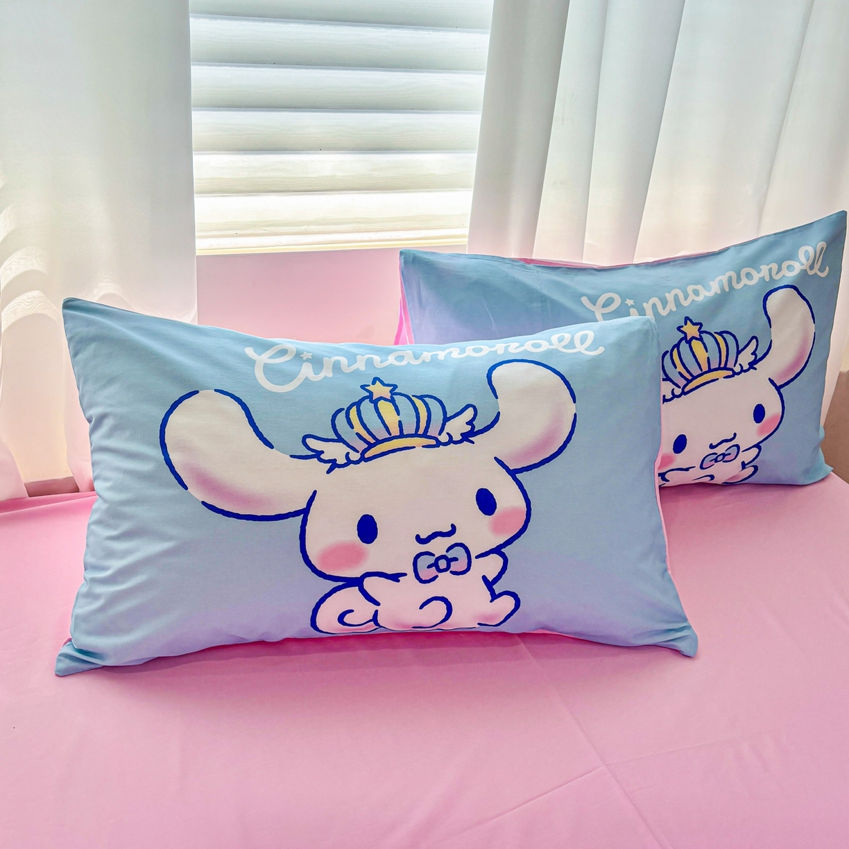 91家纺网 家纺一手货源 找家纺 孩子王家纺 2026新款卡通全棉纯棉正版授权大版三丽鸥系列四件套 闪亮玉桂狗