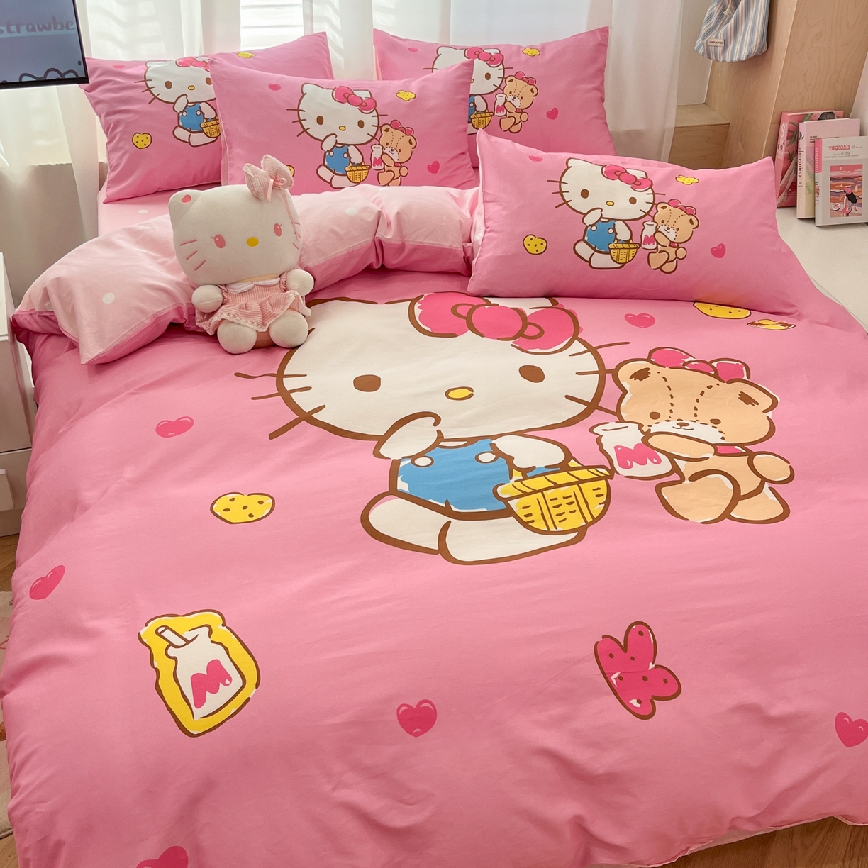 91家纺网 家纺一手货源 找家纺 孩子王家纺 2026新款卡通全棉纯棉正版授权大版三丽鸥系列四件套 温柔kt