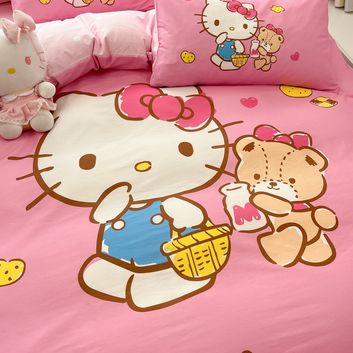 91家纺网 家纺一手货源 找家纺 孩子王家纺 2026新款卡通全棉纯棉正版授权大版三丽鸥系列四件套 温柔kt