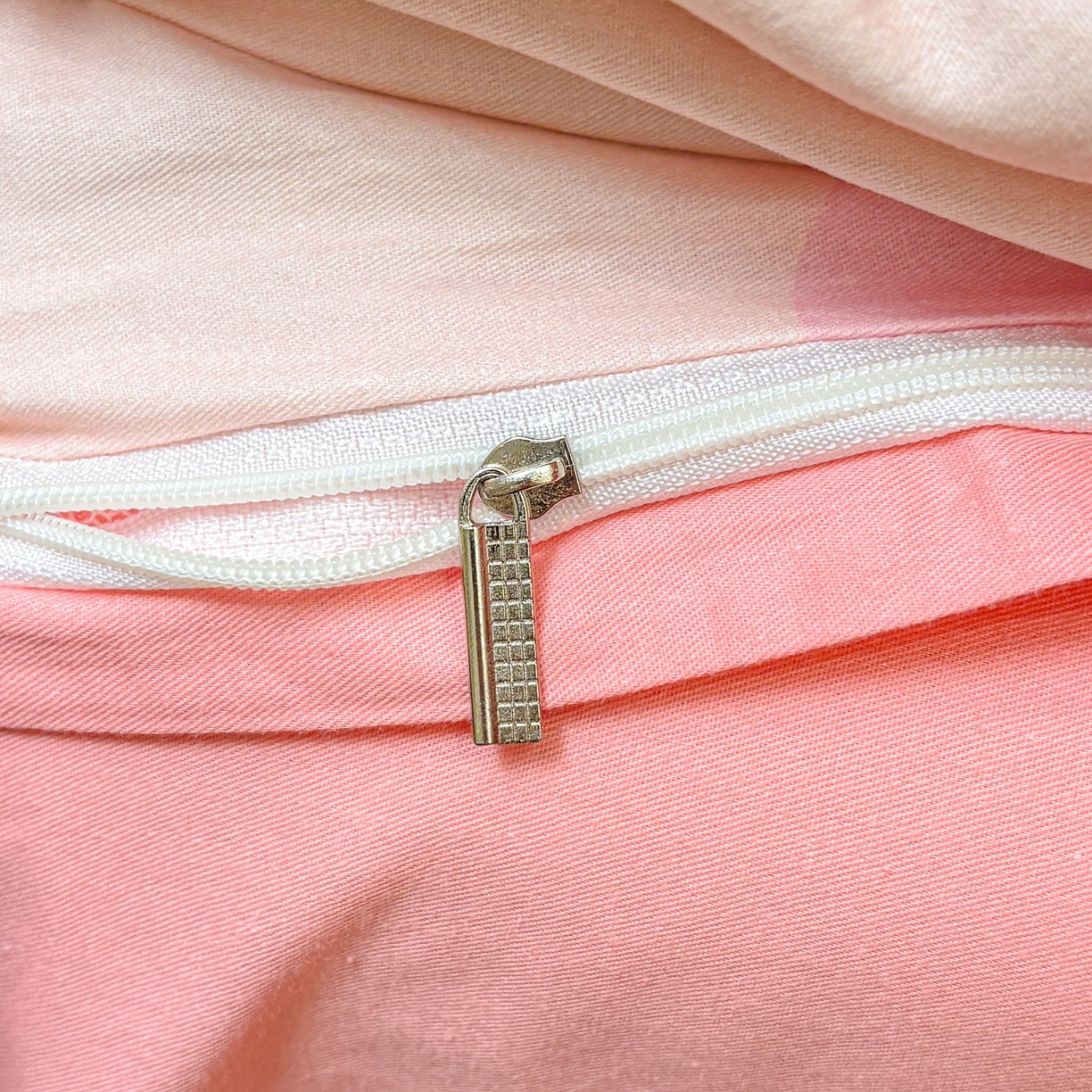 91家纺网 家纺一手货源 找家纺 孩子王家纺 2026新款卡通全棉纯棉正版授权大版三丽鸥系列四件套 时尚kt