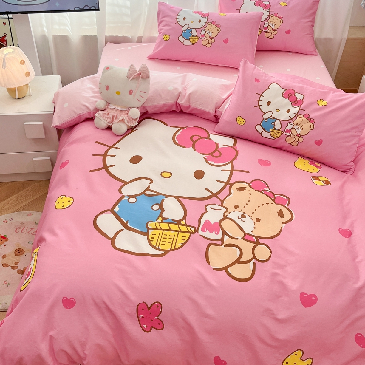 91家纺网 家纺一手货源 找家纺 孩子王家纺 2026新款卡通全棉纯棉正版授权大版三丽鸥系列四件套 温柔kt