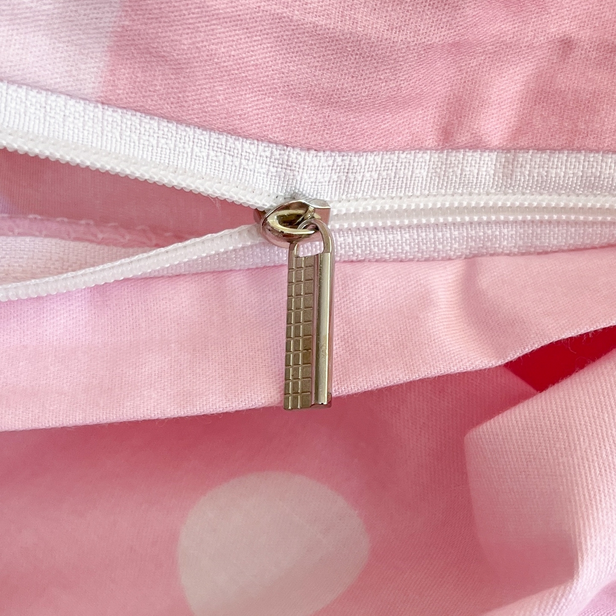 91家纺网 家纺一手货源 找家纺 孩子王家纺 2026新款卡通全棉纯棉正版授权大版三丽鸥系列四件套 好伙伴