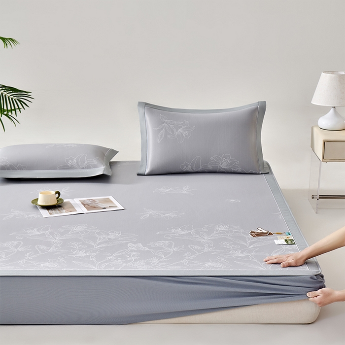 91家纺网 家纺一手货源 找家纺 小牛席业 2026新款【实拍风格】双PE凉感-百合清凉冰丝席系列（床笠款） 灰色