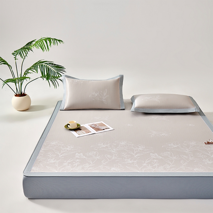 91家纺网 家纺一手货源 找家纺 小牛席业 2026新款【实拍风格】双PE凉感-百合清凉冰丝席系列（床笠款） 香槟