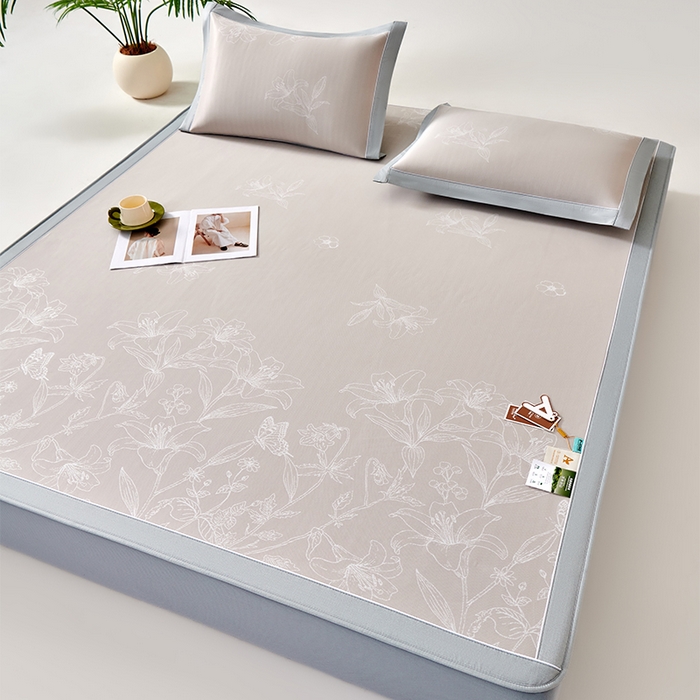 91家纺网 家纺一手货源 找家纺 小牛席业 2026新款【实拍风格】双PE凉感-百合清凉冰丝席系列（床笠款） 香槟